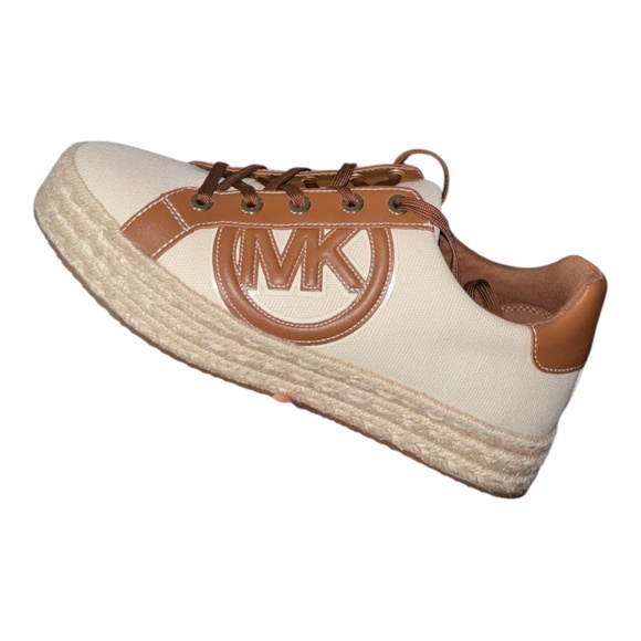 MK SHOES 👟 - Picture 1 of 1